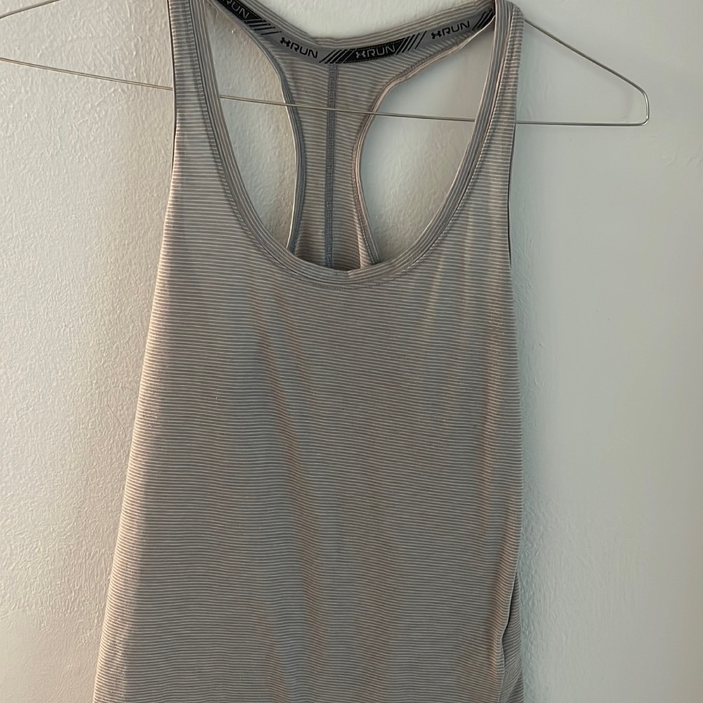 Under Armour racerback tank top Sz small